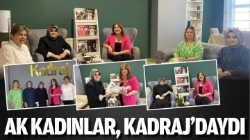 AK Kadınlar, Kadraj’daydı